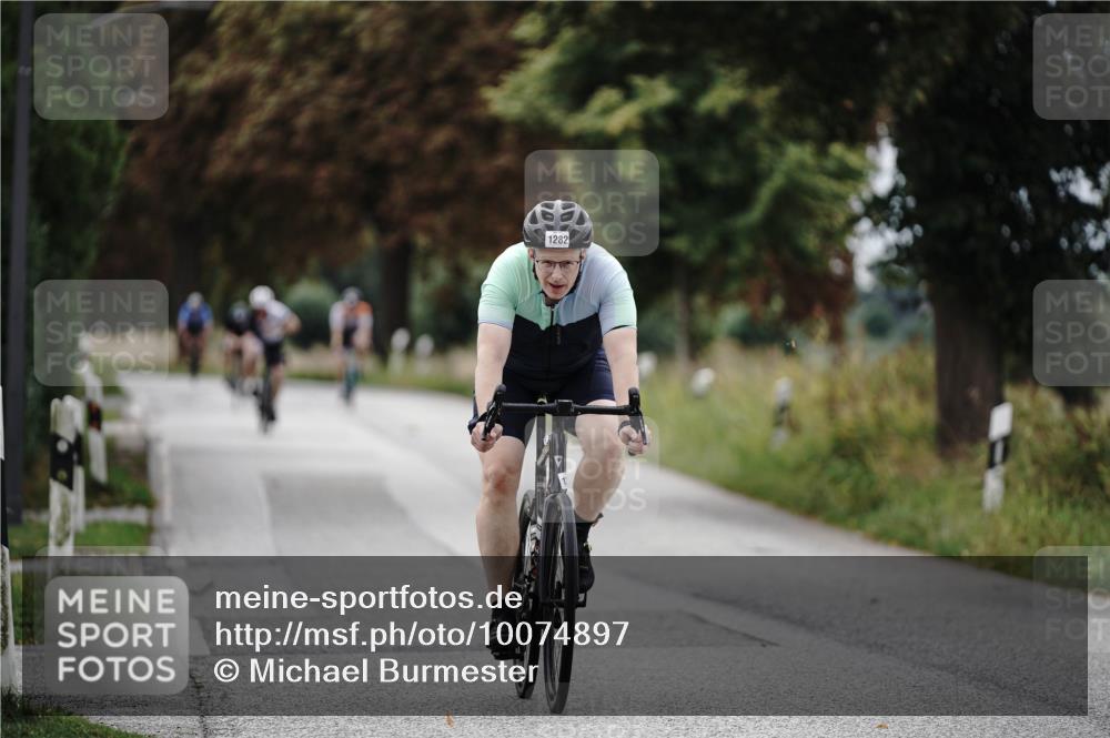 30.08.2026 - Elbe Triathlon Hamburg Michael Burmester http://msf.ph/oto/10074897 30.08.2026 10:54:48 Radfahren 993, 1062, 1176, 1194, 1282, 1446 meine-sportfotos.de