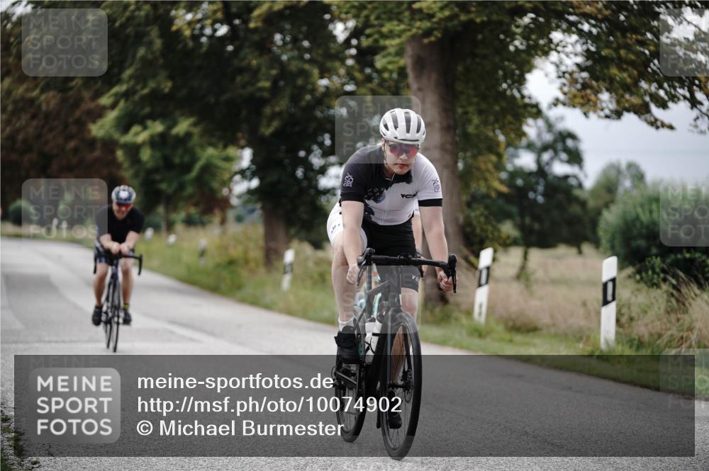30.08.2026 - Elbe Triathlon Hamburg Michael Burmester http://msf.ph/oto/10074902 30.08.2026 10:54:55 Radfahren 1062, 1176, 1208, 1336 meine-sportfotos.de