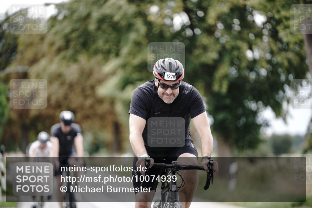 30.08.2026 - Elbe Triathlon Hamburg Michael Burmester http://msf.ph/oto/10074939 30.08.2026 10:55:28 Radfahren 1018, 1238, 1270, 1274, 1440 meine-sportfotos.de