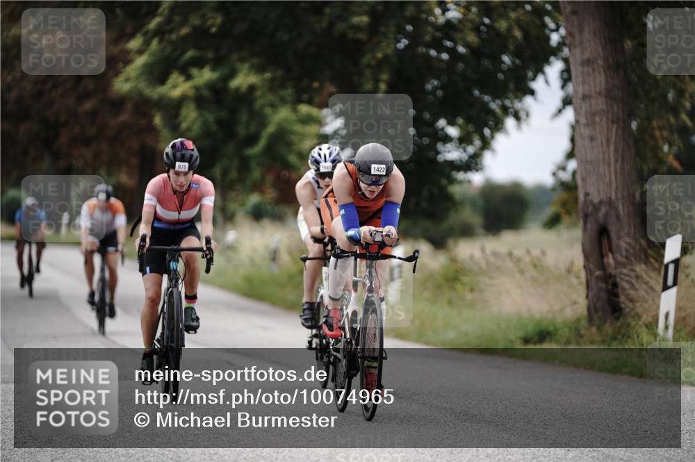 30.08.2026 - Elbe Triathlon Hamburg Michael Burmester http://msf.ph/oto/10074965 30.08.2026 10:55:50 Radfahren 975, 1138, 1206, 1252, 1422, 1441 meine-sportfotos.de