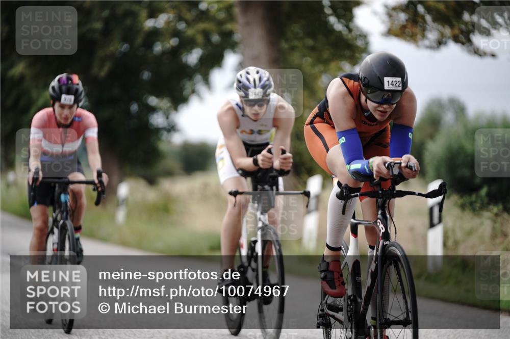 30.08.2026 - Elbe Triathlon Hamburg Michael Burmester http://msf.ph/oto/10074967 30.08.2026 10:55:51 Radfahren 975, 1138, 1206, 1252, 1422, 1441 meine-sportfotos.de