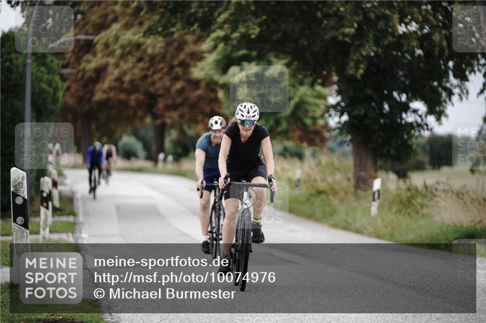 30.08.2026 - Elbe Triathlon Hamburg Michael Burmester http://msf.ph/oto/10074976 30.08.2026 10:56:21 Radfahren 938, 1248, 1294, 1439 meine-sportfotos.de