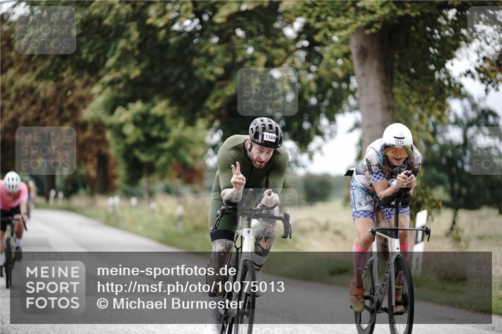 30.08.2026 - Elbe Triathlon Hamburg Michael Burmester http://msf.ph/oto/10075013 30.08.2026 10:57:02 Radfahren 942, 1064, 1144, 1151, 1178, 1281, 1284, 1314, 1444 meine-sportfotos.de