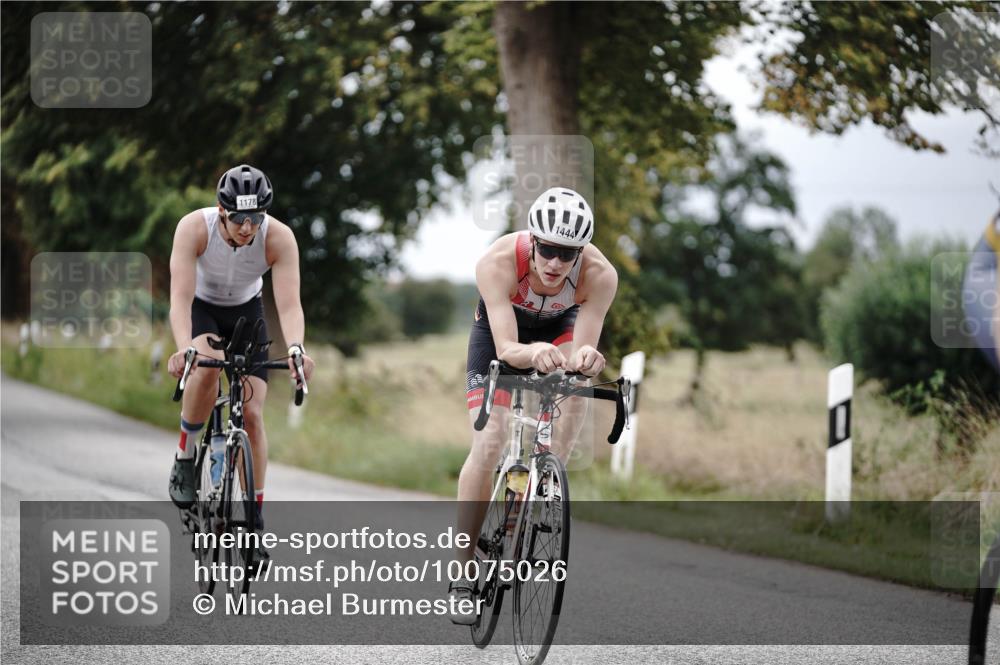 30.08.2026 - Elbe Triathlon Hamburg Michael Burmester http://msf.ph/oto/10075026 30.08.2026 10:57:09 Radfahren 1151, 1178, 1284, 1444 meine-sportfotos.de