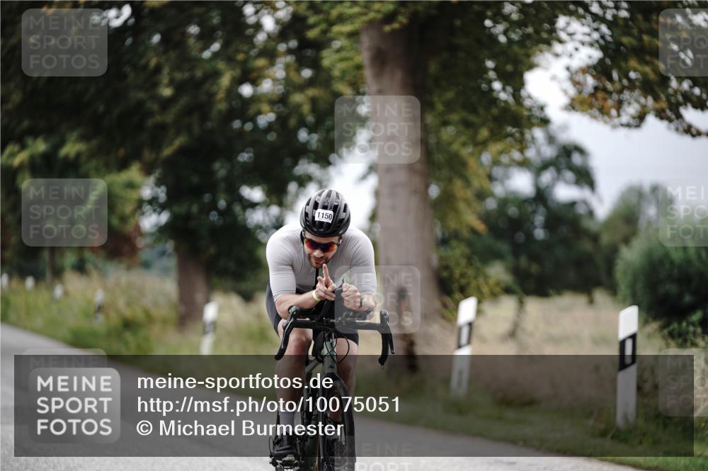 30.08.2026 - Elbe Triathlon Hamburg Michael Burmester http://msf.ph/oto/10075051 30.08.2026 10:57:41 Radfahren 1150, 1183, 1375 meine-sportfotos.de