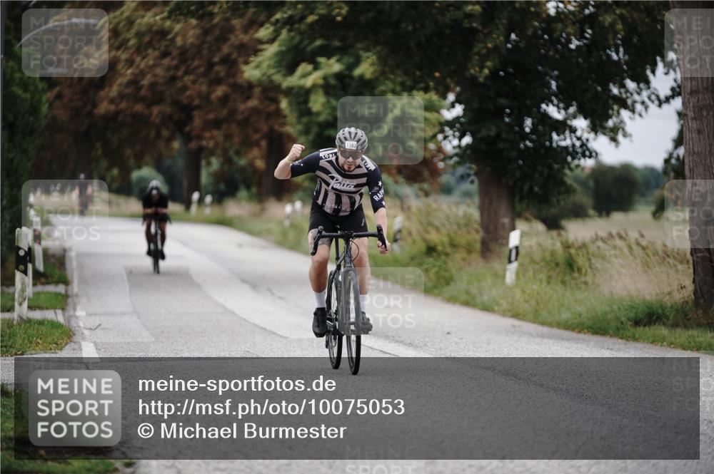 30.08.2026 - Elbe Triathlon Hamburg Michael Burmester http://msf.ph/oto/10075053 30.08.2026 10:57:46 Radfahren 1170, 1183 meine-sportfotos.de