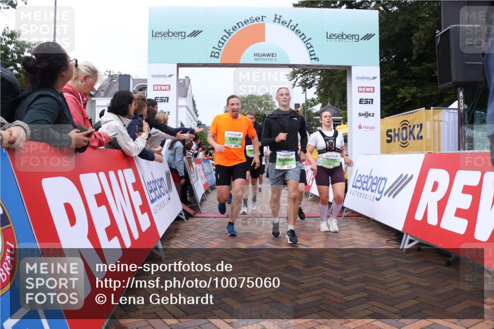 30.08.2026 - Blankeneser Heldenlauf Lena Gebhardt http://msf.ph/oto/10075060 30.08.2026 10:25:49 Ziel 5036, 5156, 5158, 5192, 5263, 5406, 5497, 5588, 5590, 5591, 5644, 5685, 5686, 5710, 5870 meine-sportfotos.de