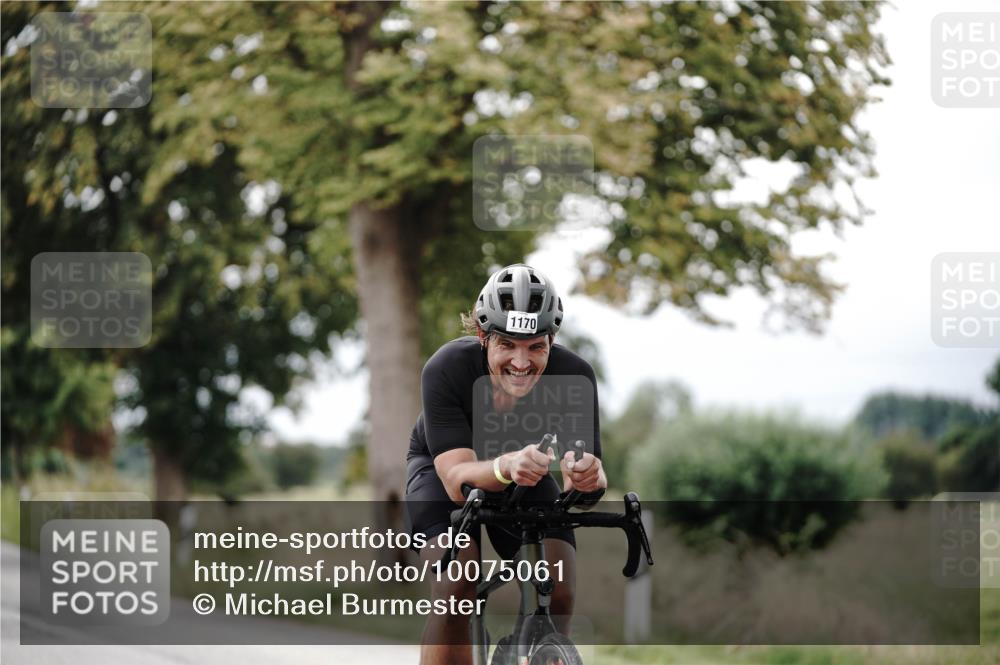 30.08.2026 - Elbe Triathlon Hamburg Michael Burmester http://msf.ph/oto/10075061 30.08.2026 10:57:51 Radfahren 1078, 1170 meine-sportfotos.de