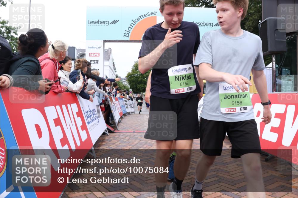 30.08.2026 - Blankeneser Heldenlauf Lena Gebhardt http://msf.ph/oto/10075084 30.08.2026 10:25:51 Ziel 5036, 5156, 5158, 5192, 5263, 5406, 5588, 5590, 5591, 5685, 5686, 5710, 5777, 5870 meine-sportfotos.de
