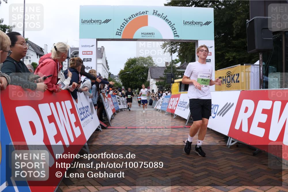 30.08.2026 - Blankeneser Heldenlauf Lena Gebhardt http://msf.ph/oto/10075089 30.08.2026 10:25:52 Ziel 5036, 5156, 5158, 5192, 5263, 5406, 5590, 5617, 5685, 5686, 5701, 5710, 5777 meine-sportfotos.de
