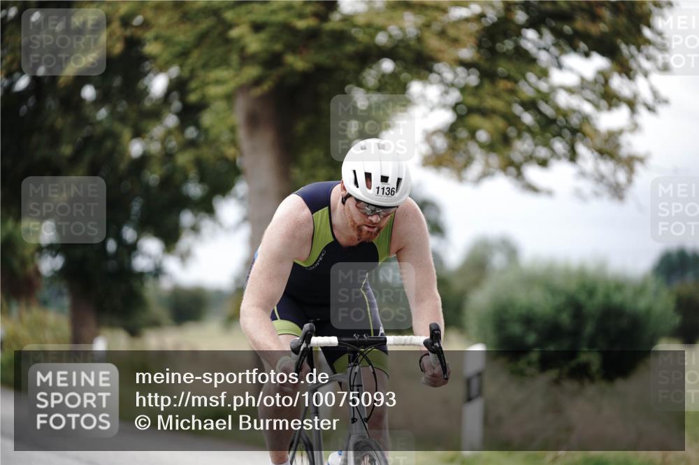 30.08.2026 - Elbe Triathlon Hamburg Michael Burmester http://msf.ph/oto/10075093 30.08.2026 10:58:33 Radfahren 1136 meine-sportfotos.de