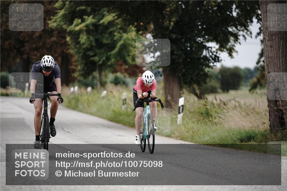 30.08.2026 - Elbe Triathlon Hamburg Michael Burmester http://msf.ph/oto/10075098 30.08.2026 10:58:47 Radfahren 1051, 1434 meine-sportfotos.de