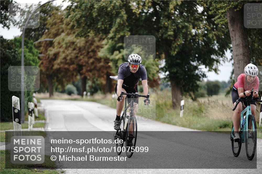 30.08.2026 - Elbe Triathlon Hamburg Michael Burmester http://msf.ph/oto/10075099 30.08.2026 10:58:48 Radfahren 1051, 1434 meine-sportfotos.de