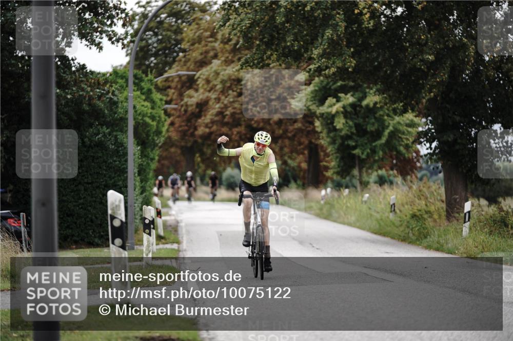 30.08.2026 - Elbe Triathlon Hamburg Michael Burmester http://msf.ph/oto/10075122 30.08.2026 10:59:23 Radfahren 1291 meine-sportfotos.de