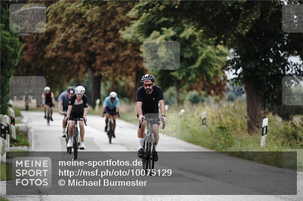 30.08.2026 - Elbe Triathlon Hamburg Michael Burmester http://msf.ph/oto/10075129 30.08.2026 10:59:31 Radfahren 1172, 1189, 1234, 1332 meine-sportfotos.de