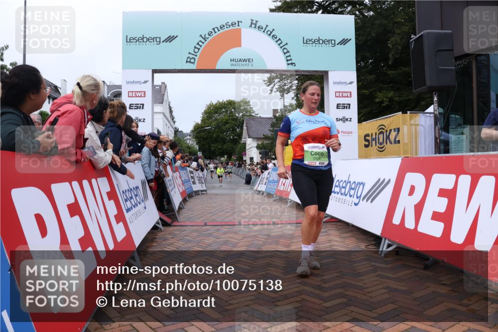30.08.2026 - Blankeneser Heldenlauf Lena Gebhardt http://msf.ph/oto/10075138 30.08.2026 10:26:00 Ziel 5524, 5617, 5701, 5777 meine-sportfotos.de
