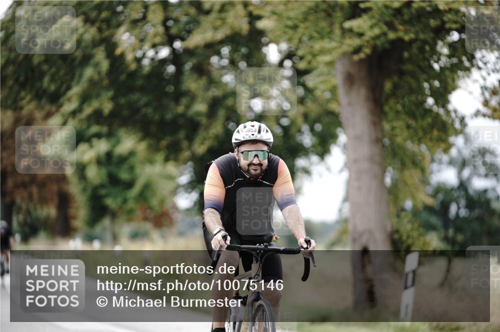 30.08.2026 - Elbe Triathlon Hamburg Michael Burmester http://msf.ph/oto/10075146 30.08.2026 10:59:40 Radfahren 1050, 1180 meine-sportfotos.de