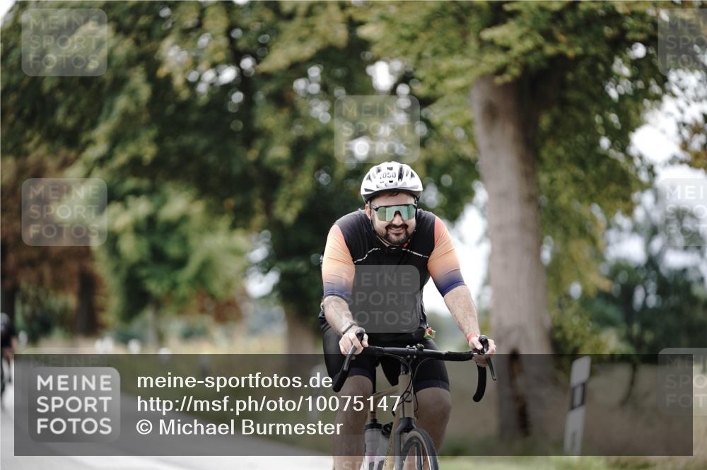 30.08.2026 - Elbe Triathlon Hamburg Michael Burmester http://msf.ph/oto/10075147 30.08.2026 10:59:40 Radfahren 1050, 1180 meine-sportfotos.de