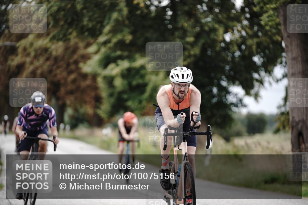30.08.2026 - Elbe Triathlon Hamburg Michael Burmester http://msf.ph/oto/10075156 30.08.2026 10:59:49 Radfahren 1034, 1090, 1159, 1184, 1228, 1331, 1449 meine-sportfotos.de