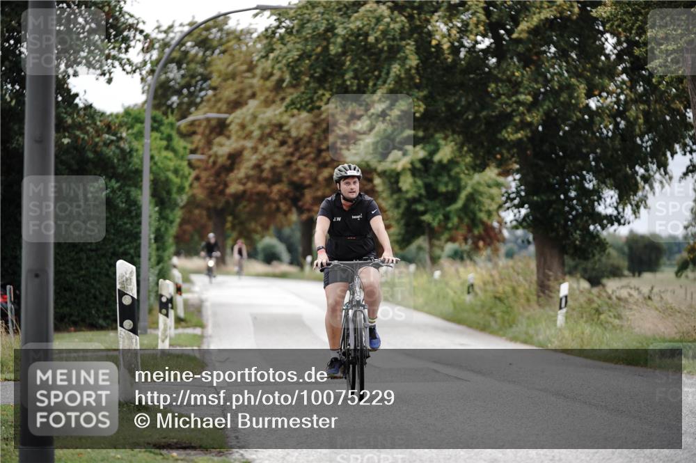 30.08.2026 - Elbe Triathlon Hamburg Michael Burmester http://msf.ph/oto/10075229 30.08.2026 11:00:49 Radfahren 952, 1082, 1139, 1168 meine-sportfotos.de