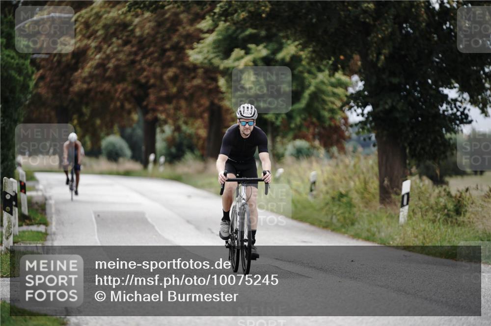 30.08.2026 - Elbe Triathlon Hamburg Michael Burmester http://msf.ph/oto/10075245 30.08.2026 11:01:11 Radfahren 1222, 1230, 1443 meine-sportfotos.de