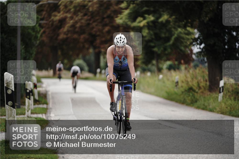30.08.2026 - Elbe Triathlon Hamburg Michael Burmester http://msf.ph/oto/10075249 30.08.2026 11:01:17 Radfahren 1421, 1443 meine-sportfotos.de