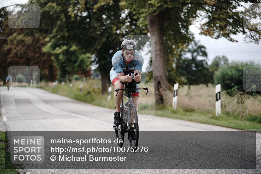 30.08.2026 - Elbe Triathlon Hamburg Michael Burmester http://msf.ph/oto/10075276 30.08.2026 11:01:49 Radfahren 1363 meine-sportfotos.de
