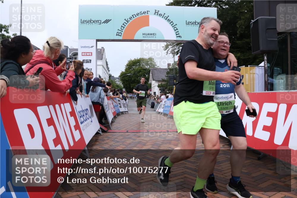 30.08.2026 - Blankeneser Heldenlauf Lena Gebhardt http://msf.ph/oto/10075277 30.08.2026 10:26:23 Ziel 5284, 5326, 5461, 5598, 5599, 5670, 5671, 5787, 5792, 5875 meine-sportfotos.de