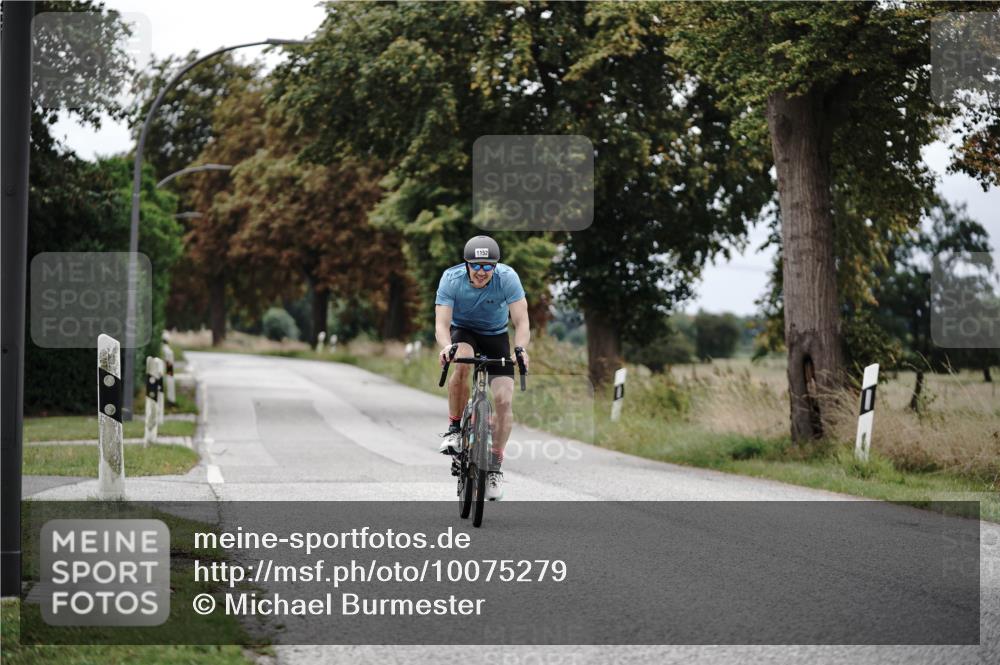 30.08.2026 - Elbe Triathlon Hamburg Michael Burmester http://msf.ph/oto/10075279 30.08.2026 11:01:57 Radfahren 1152 meine-sportfotos.de