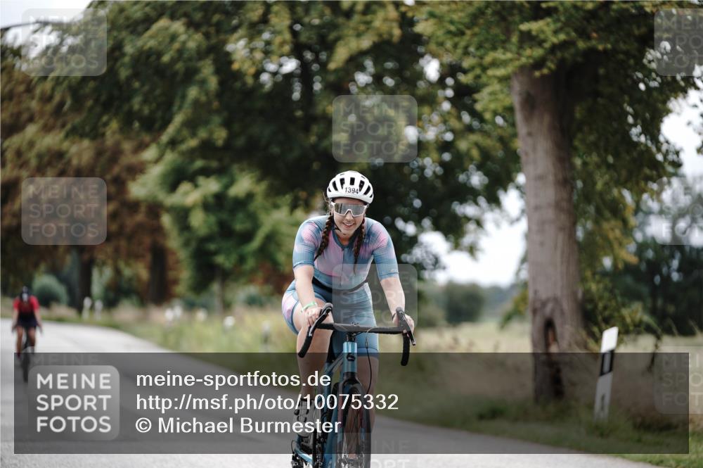 30.08.2026 - Elbe Triathlon Hamburg Michael Burmester http://msf.ph/oto/10075332 30.08.2026 11:03:05 Radfahren 1157, 1285, 1394, 1400 meine-sportfotos.de