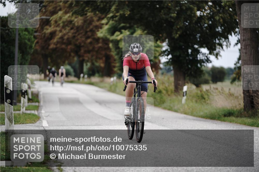 30.08.2026 - Elbe Triathlon Hamburg Michael Burmester http://msf.ph/oto/10075335 30.08.2026 11:03:09 Radfahren 1400 meine-sportfotos.de