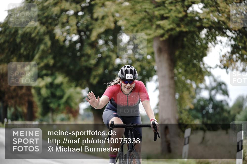 30.08.2026 - Elbe Triathlon Hamburg Michael Burmester http://msf.ph/oto/10075338 30.08.2026 11:03:10 Radfahren 1400 meine-sportfotos.de