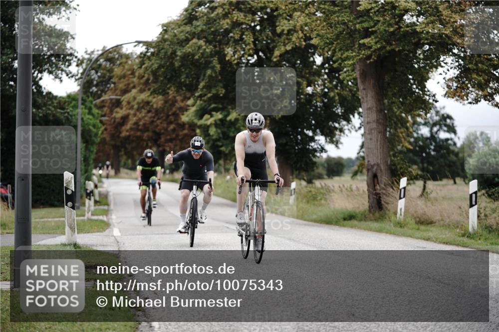 30.08.2026 - Elbe Triathlon Hamburg Michael Burmester http://msf.ph/oto/10075343 30.08.2026 11:03:18 Radfahren 1161, 1246, 1378 meine-sportfotos.de