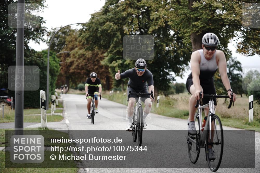 30.08.2026 - Elbe Triathlon Hamburg Michael Burmester http://msf.ph/oto/10075344 30.08.2026 11:03:18 Radfahren 1161, 1246, 1378 meine-sportfotos.de