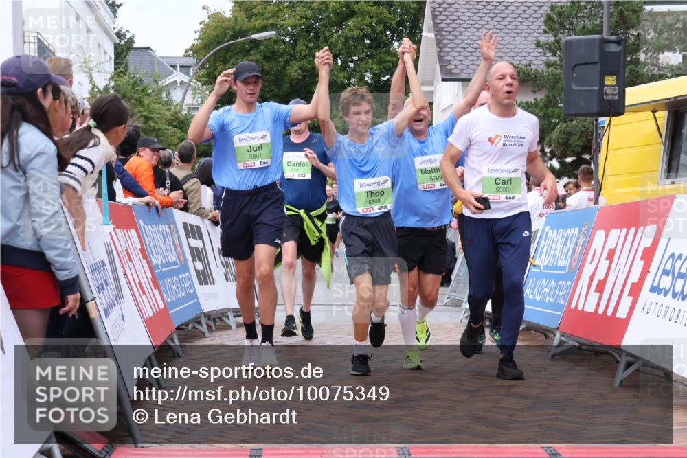 30.08.2026 - Blankeneser Heldenlauf Lena Gebhardt http://msf.ph/oto/10075349 30.08.2026 10:26:42 Ziel 5009, 5219, 5791, 5799, 5800, 5801, 5854 meine-sportfotos.de