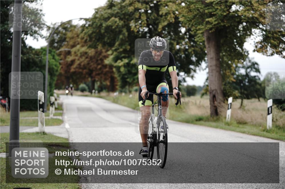 30.08.2026 - Elbe Triathlon Hamburg Michael Burmester http://msf.ph/oto/10075352 30.08.2026 11:03:20 Radfahren 1161, 1246, 1378 meine-sportfotos.de