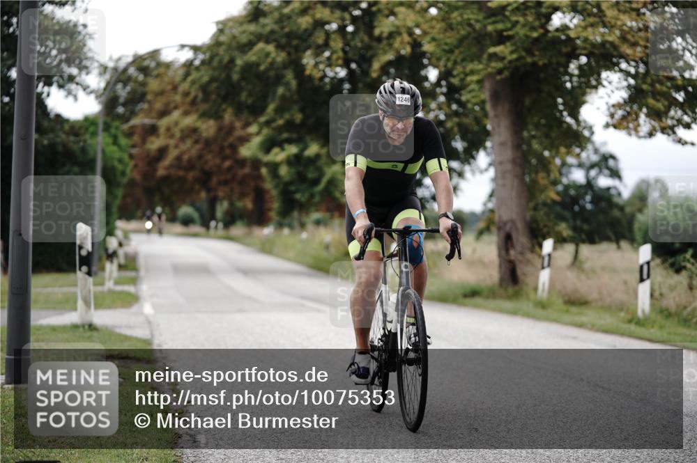 30.08.2026 - Elbe Triathlon Hamburg Michael Burmester http://msf.ph/oto/10075353 30.08.2026 11:03:20 Radfahren 1161, 1246, 1378 meine-sportfotos.de