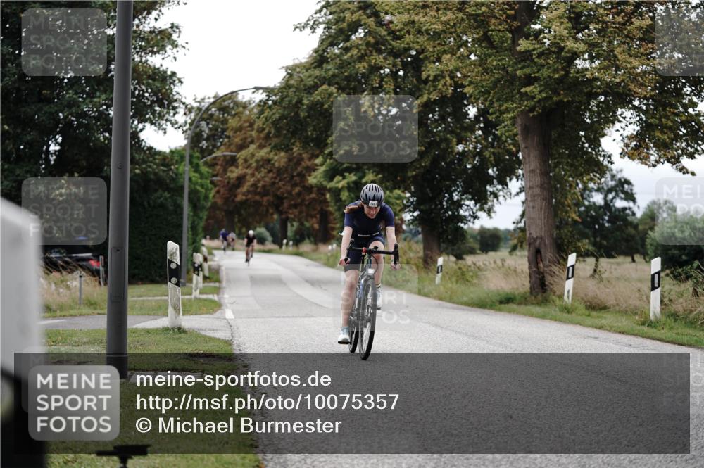 30.08.2026 - Elbe Triathlon Hamburg Michael Burmester http://msf.ph/oto/10075357 30.08.2026 11:03:32 Radfahren 1122, 1141, 1462 meine-sportfotos.de