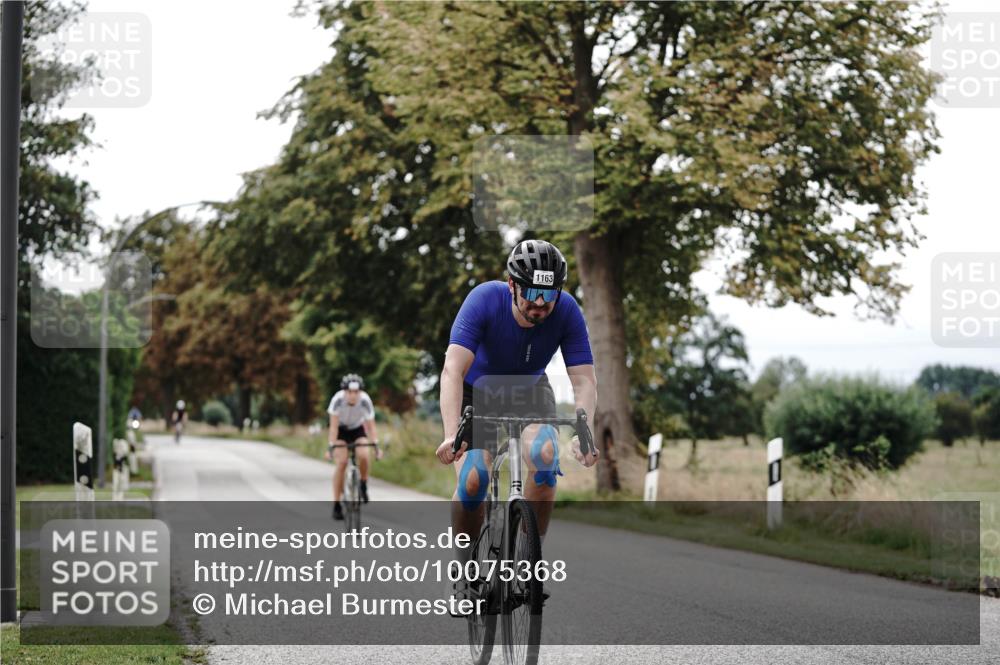 30.08.2026 - Elbe Triathlon Hamburg Michael Burmester http://msf.ph/oto/10075368 30.08.2026 11:03:45 Radfahren 1163, 1411 meine-sportfotos.de