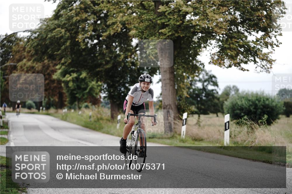 30.08.2026 - Elbe Triathlon Hamburg Michael Burmester http://msf.ph/oto/10075371 30.08.2026 11:03:46 Radfahren 1163, 1411 meine-sportfotos.de