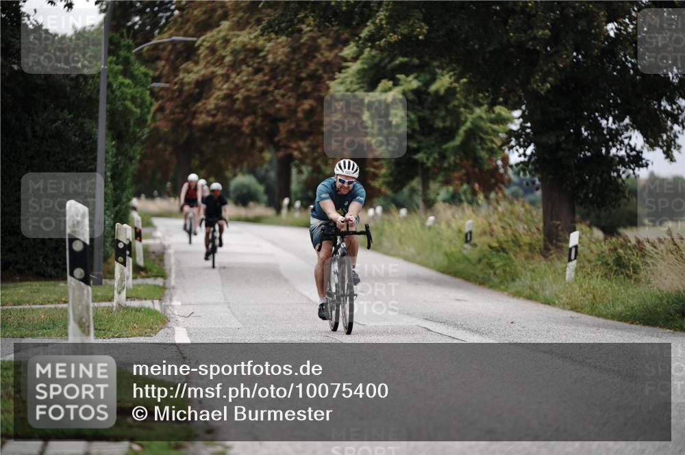 30.08.2026 - Elbe Triathlon Hamburg Michael Burmester http://msf.ph/oto/10075400 30.08.2026 11:04:16 Radfahren 1158, 1227, 1424 meine-sportfotos.de