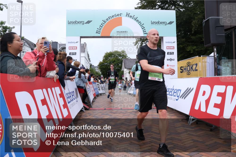 30.08.2026 - Blankeneser Heldenlauf Lena Gebhardt http://msf.ph/oto/10075401 30.08.2026 10:26:52 Ziel 5009, 5203, 5219, 5330, 5503, 5729, 5779, 5791, 5799, 5800, 5801 meine-sportfotos.de