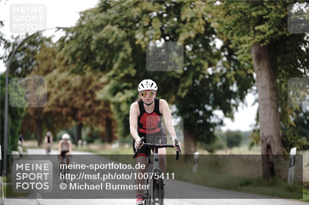30.08.2026 - Elbe Triathlon Hamburg Michael Burmester http://msf.ph/oto/10075411 30.08.2026 11:04:24 Radfahren 904, 1158, 1424 meine-sportfotos.de