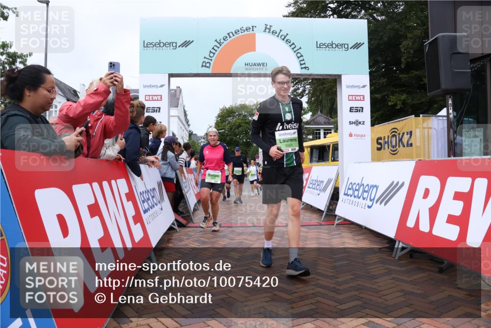 30.08.2026 - Blankeneser Heldenlauf Lena Gebhardt http://msf.ph/oto/10075420 30.08.2026 10:26:54 Ziel 5146, 5203, 5233, 5330, 5503, 5616, 5729, 5779 meine-sportfotos.de