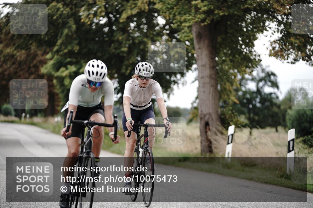 30.08.2026 - Elbe Triathlon Hamburg Michael Burmester http://msf.ph/oto/10075473 30.08.2026 11:05:11 Radfahren 923, 1123, 1401, 1419 meine-sportfotos.de
