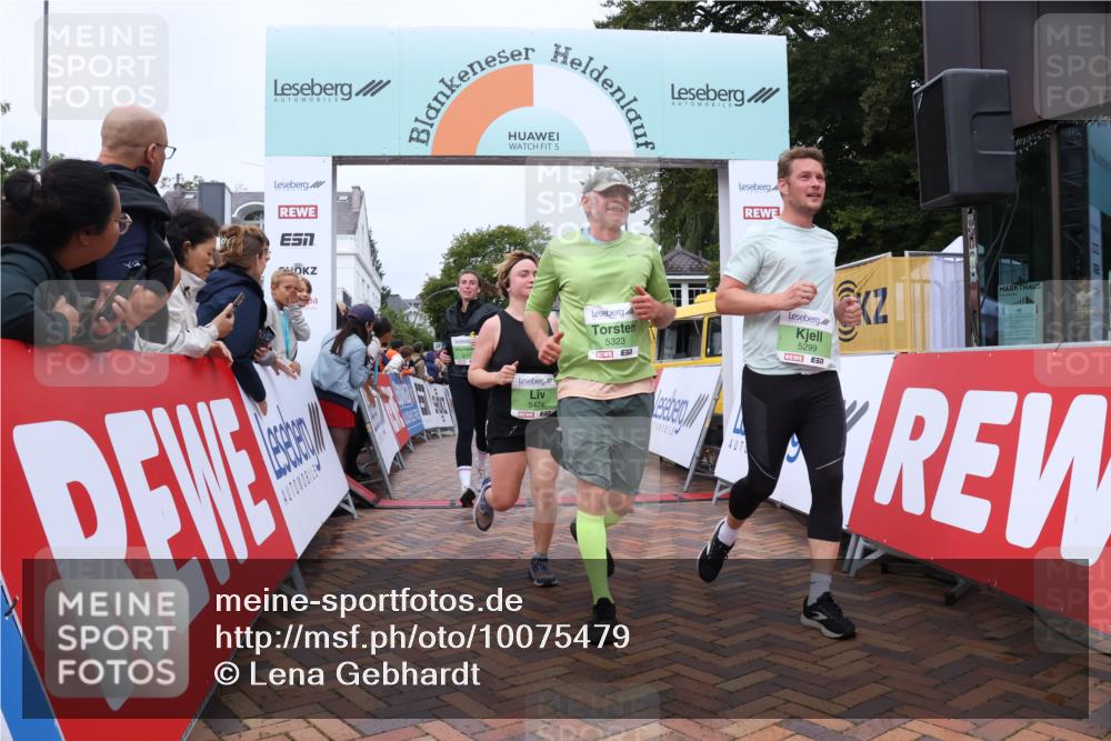 30.08.2026 - Blankeneser Heldenlauf Lena Gebhardt http://msf.ph/oto/10075479 30.08.2026 10:27:07 Ziel 5023, 5209, 5271, 5299, 5323, 5465, 5474, 5498, 5505, 5506 meine-sportfotos.de