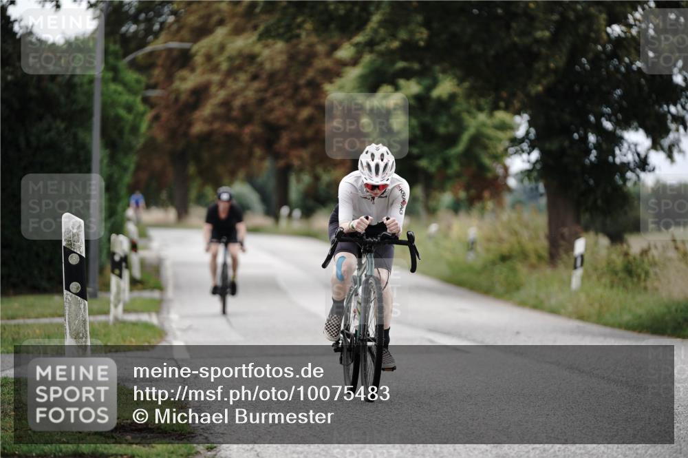 30.08.2026 - Elbe Triathlon Hamburg Michael Burmester http://msf.ph/oto/10075483 30.08.2026 11:05:22 Radfahren 1254, 1266, 1387, 1396 meine-sportfotos.de