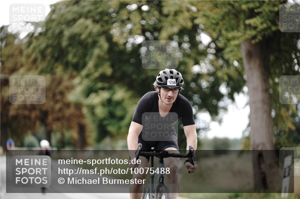 30.08.2026 - Elbe Triathlon Hamburg Michael Burmester http://msf.ph/oto/10075488 30.08.2026 11:05:25 Radfahren 1266, 1387, 1396 meine-sportfotos.de