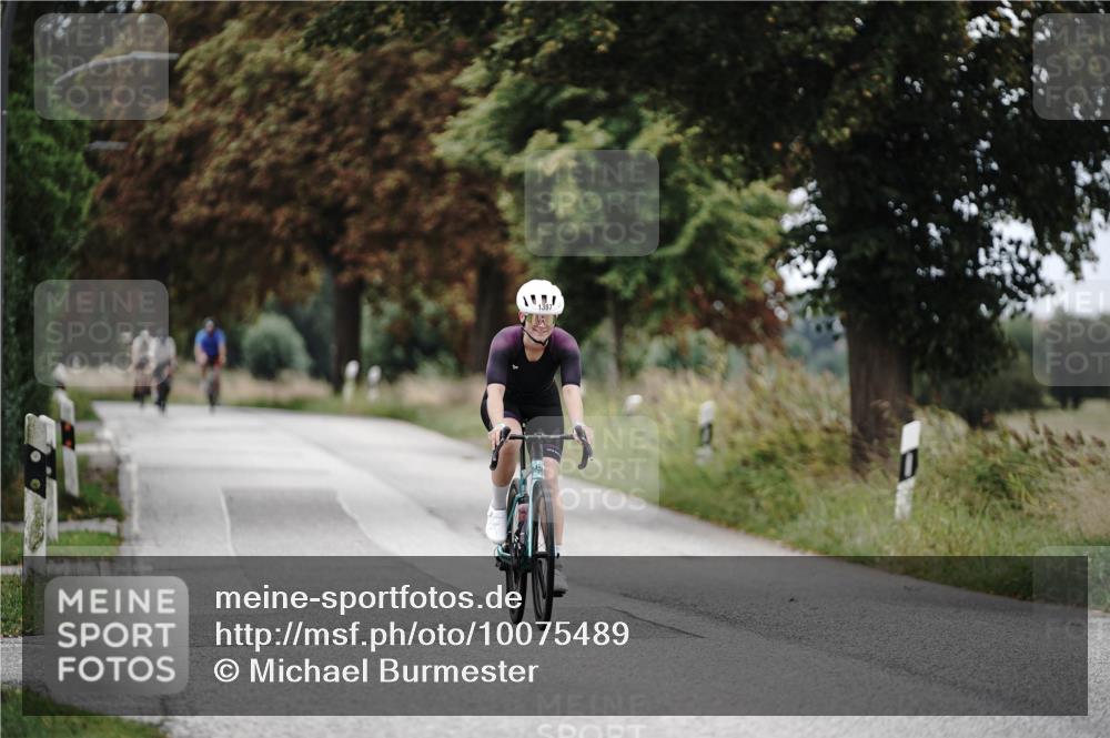 30.08.2026 - Elbe Triathlon Hamburg Michael Burmester http://msf.ph/oto/10075489 30.08.2026 11:05:27 Radfahren 1266, 1387 meine-sportfotos.de
