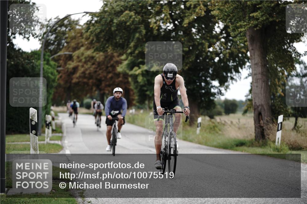 30.08.2026 - Elbe Triathlon Hamburg Michael Burmester http://msf.ph/oto/10075519 30.08.2026 11:05:54 Radfahren 518, 1154, 1177, 1271, 1307, 1341, 1346 meine-sportfotos.de